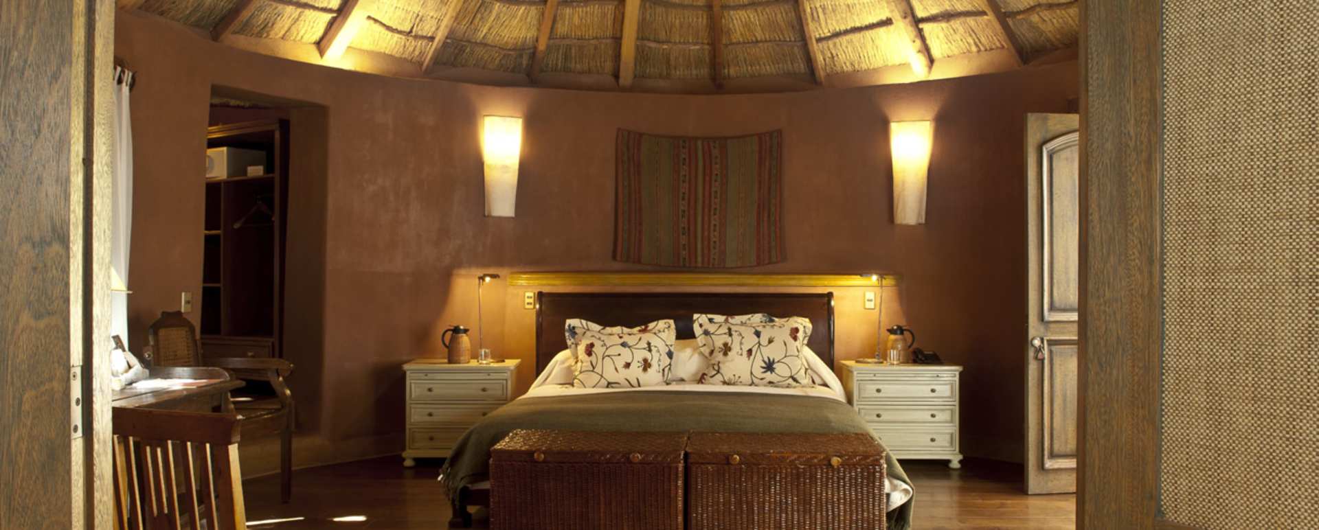 Round Suite - Awasi
