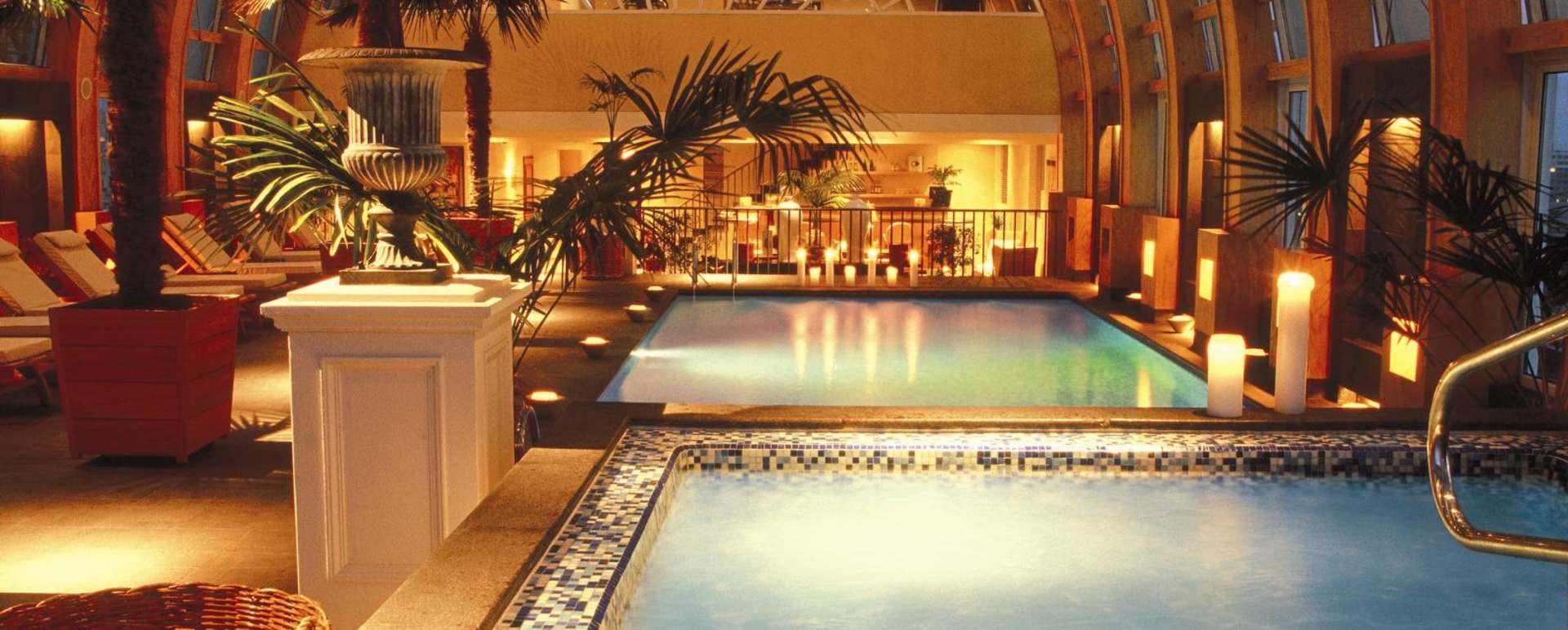 Swimming Pool - Ritz Carlton Santiago