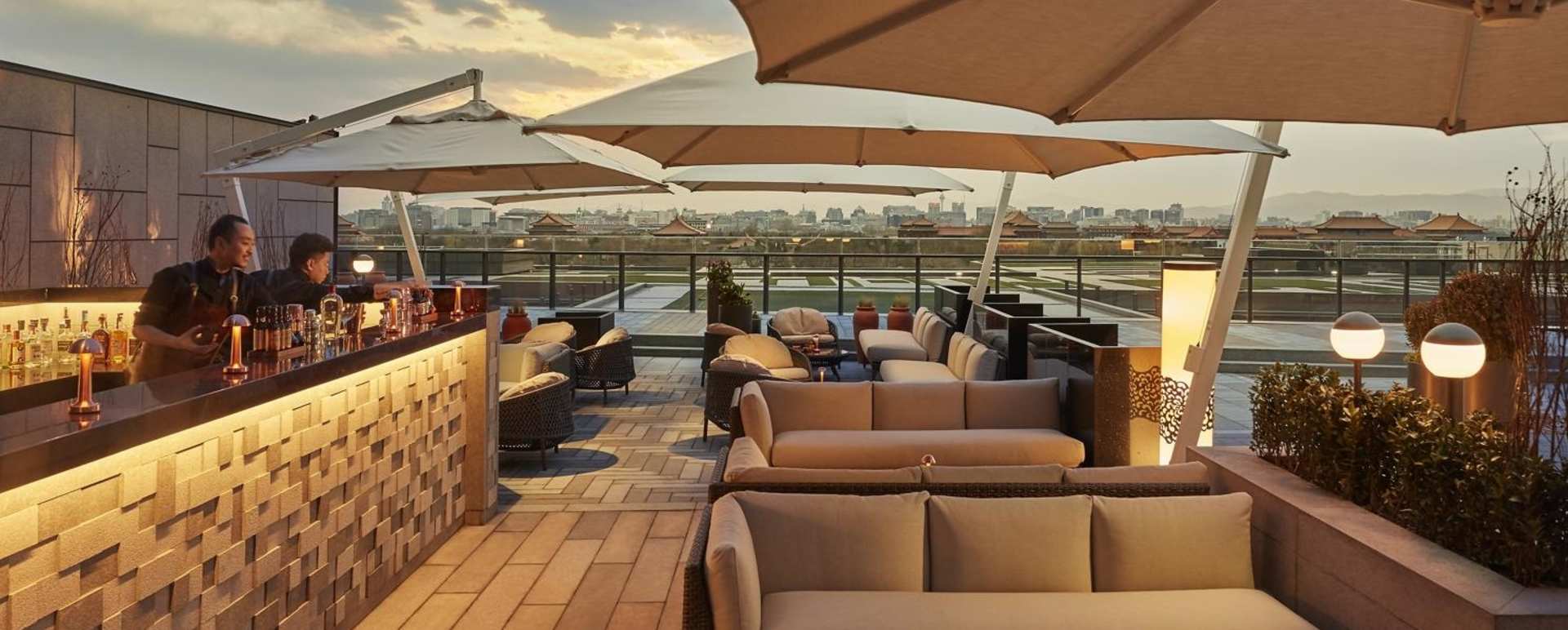 MO Bar Terrace 