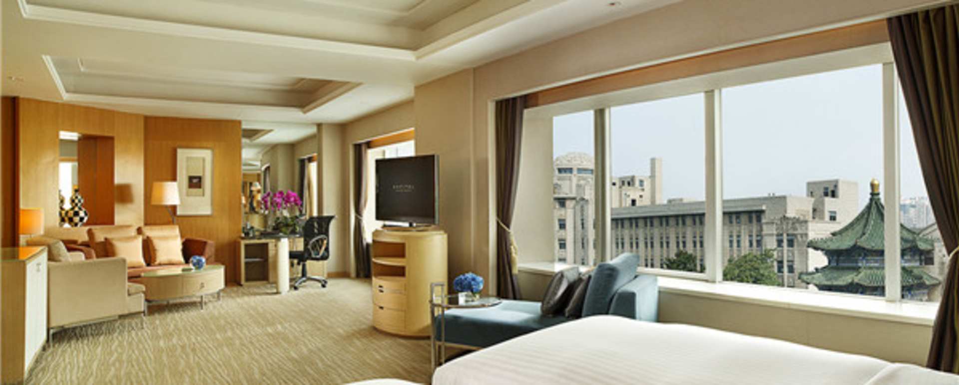 Twin Bed View - Sofitel On Renmin Square