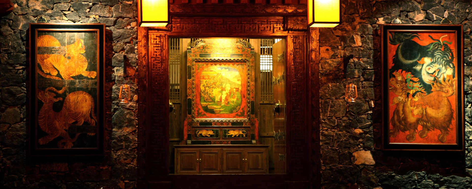 Lobby Entrance 