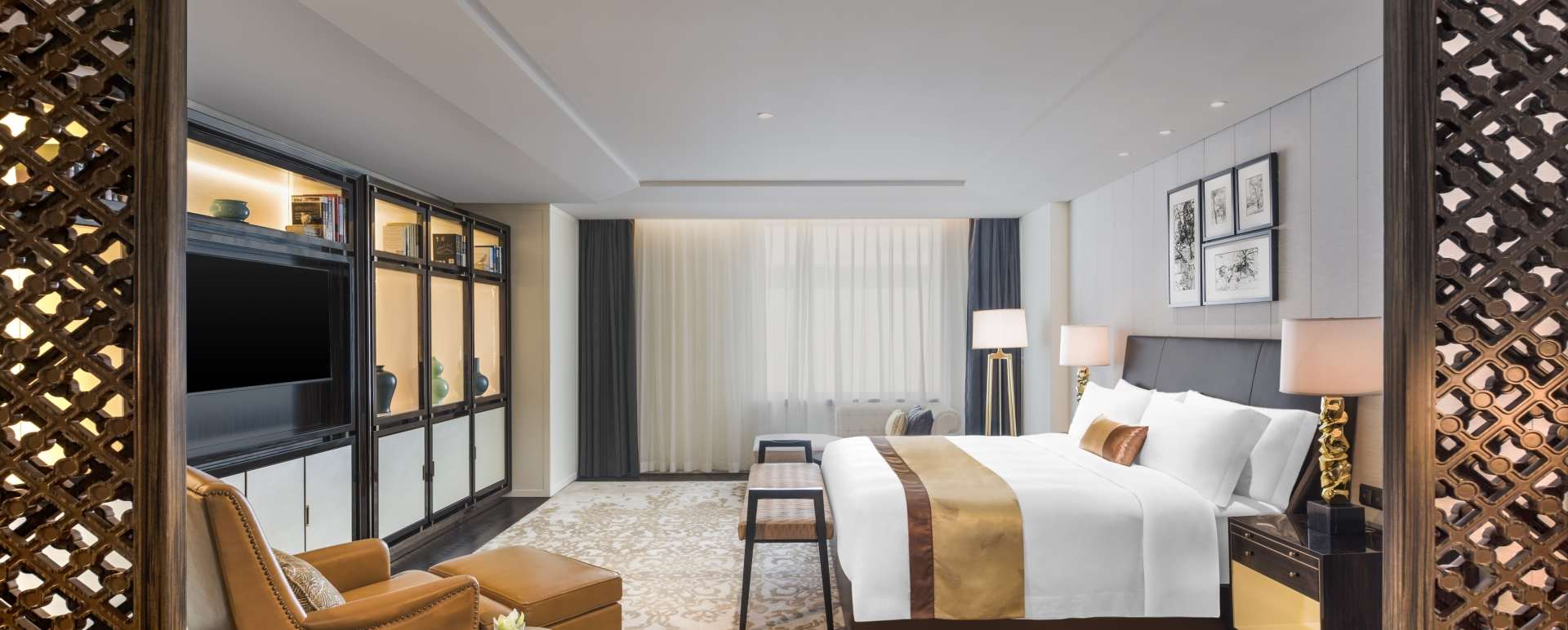Grand Deluxe Room 