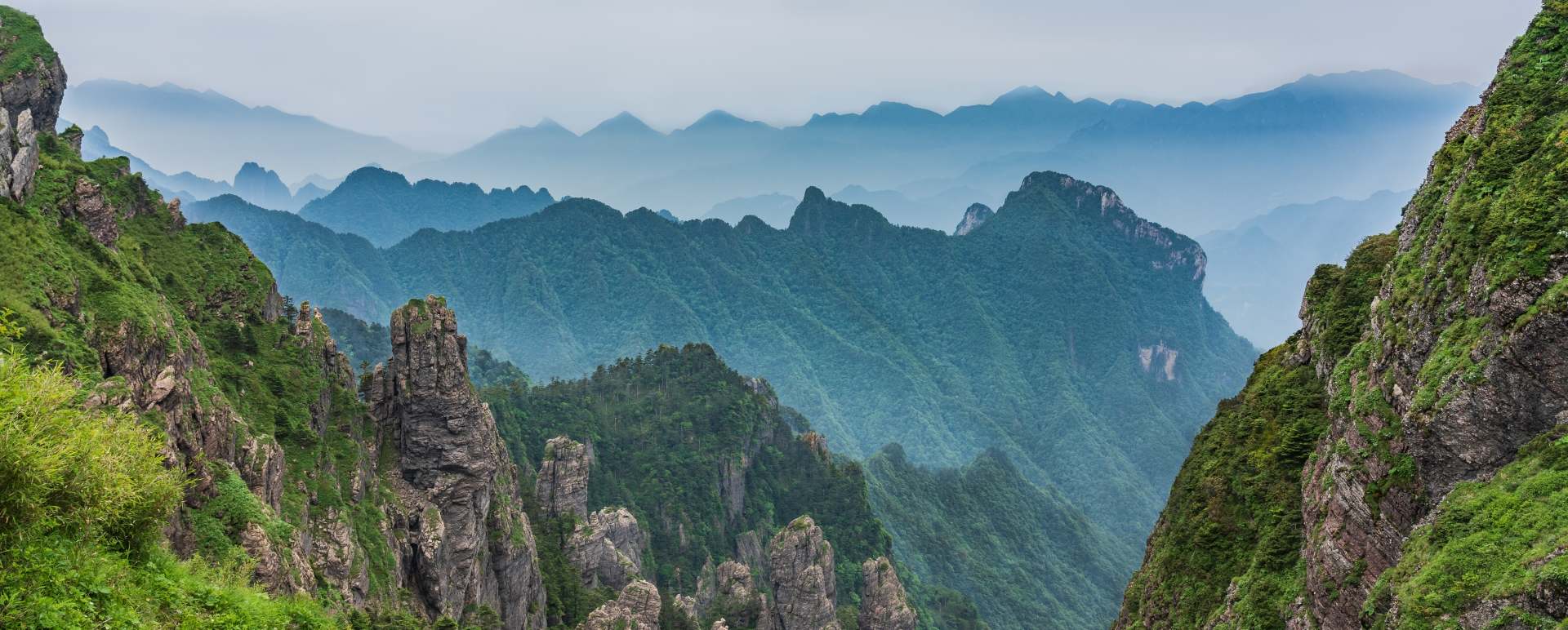 Shennong Peak Longtan Valley