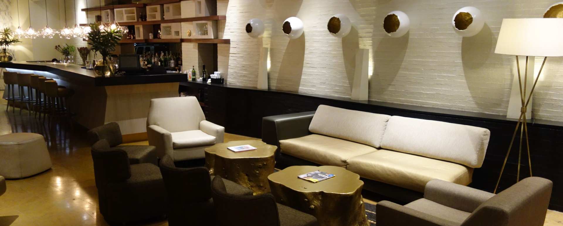 Bar Area 