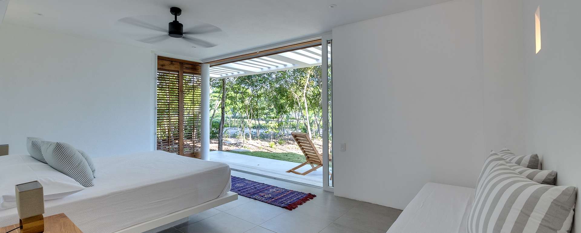 Double Bedroom View - Casa Letty 
