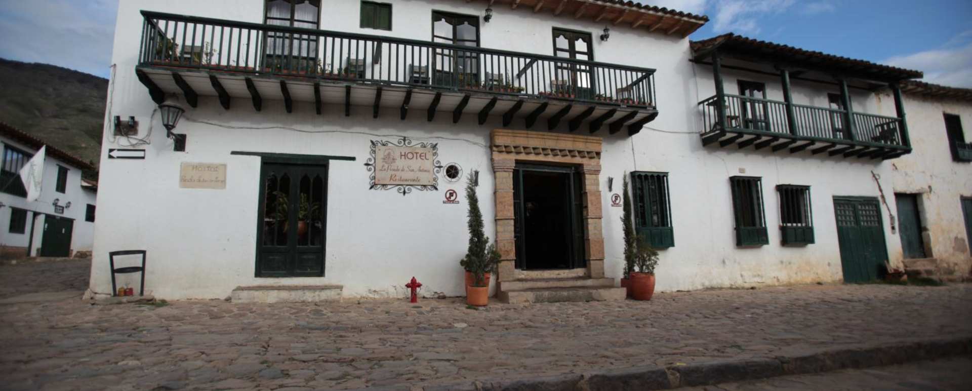 Facade - Posada De San Antonio