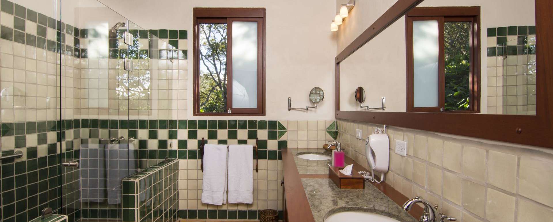 Bathroom - Finca Rosa Blanca Country Inn