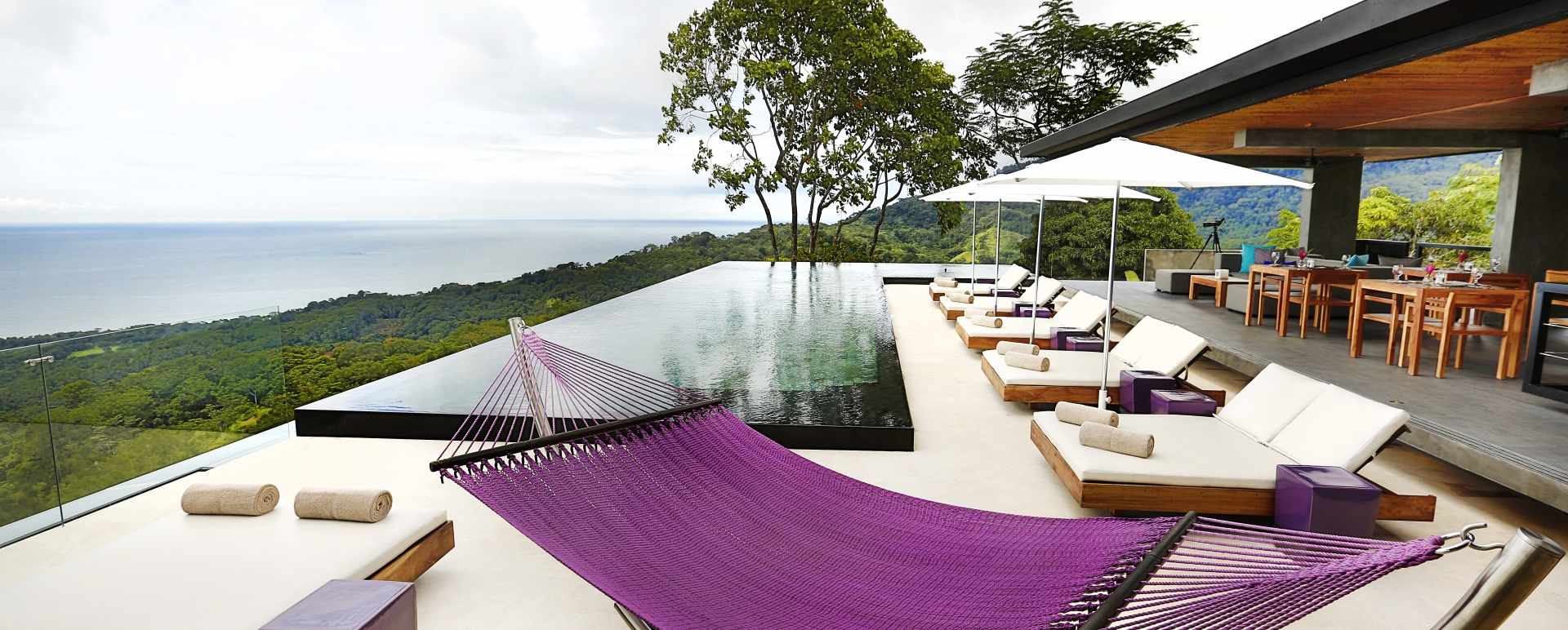 The pool - Kura Design Villas