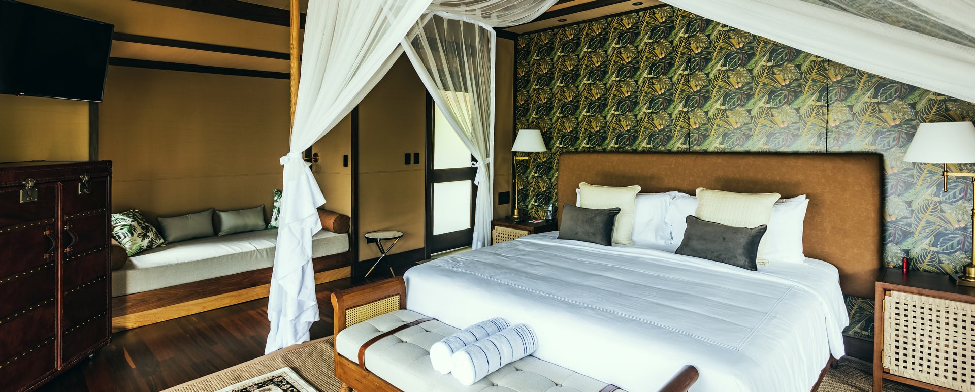 Luxury Tent15 