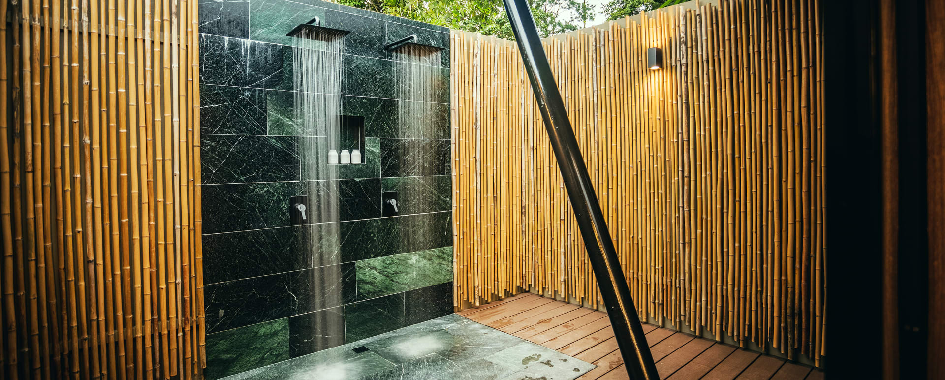 outdoor shower 