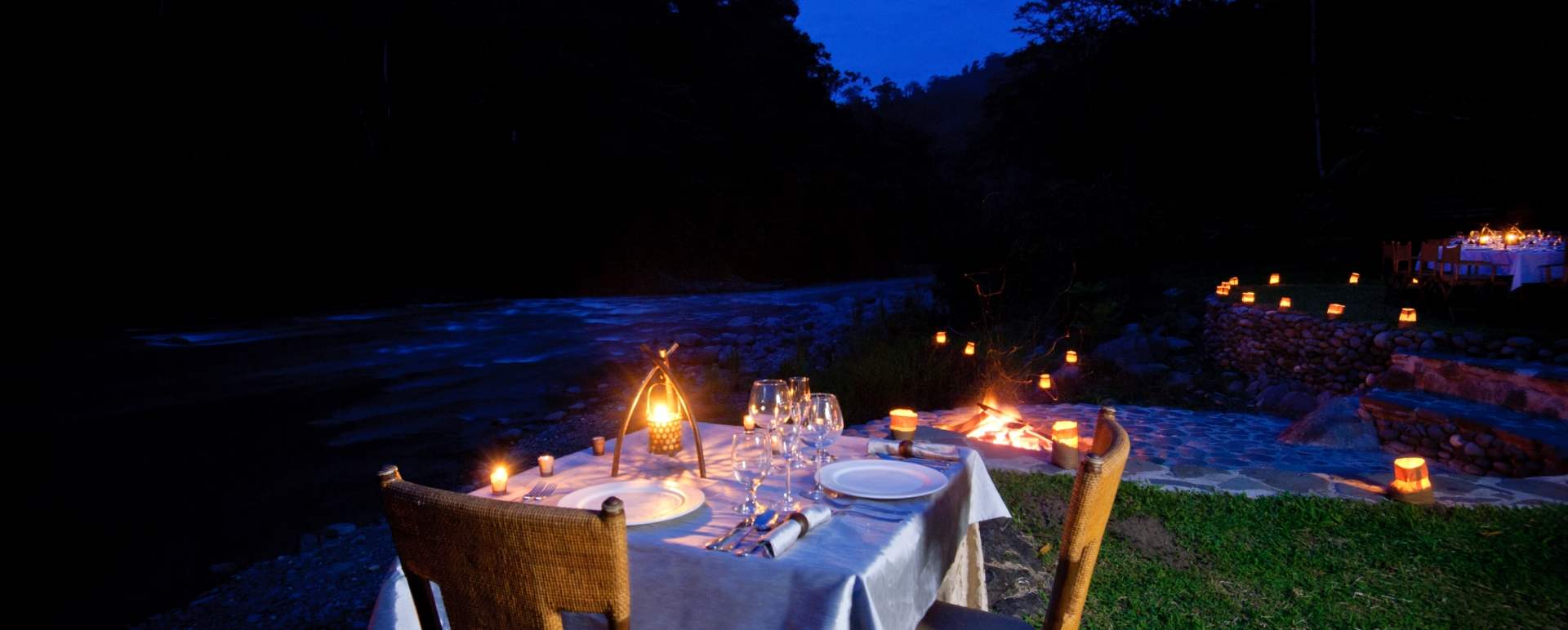 Al fresco dining - Pacuare Lodge