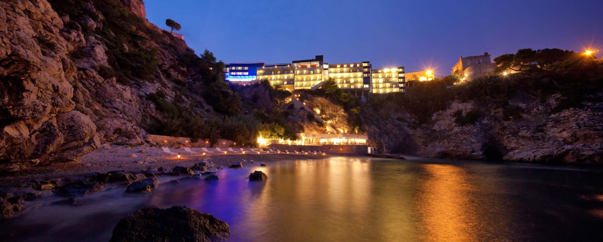 Beach at night 