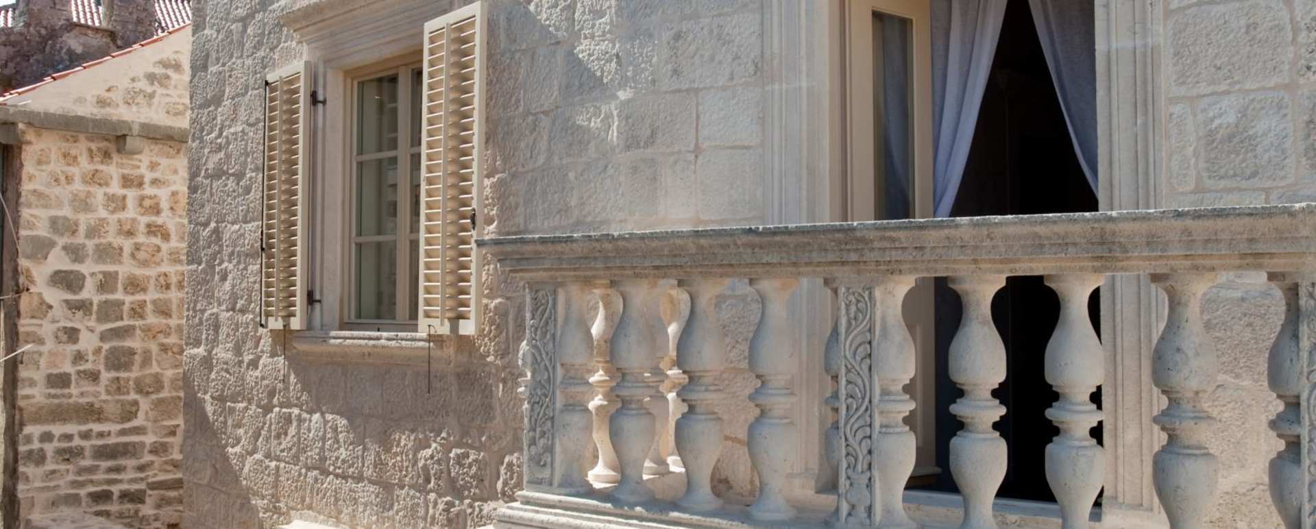 Lesic Dimitri Palace