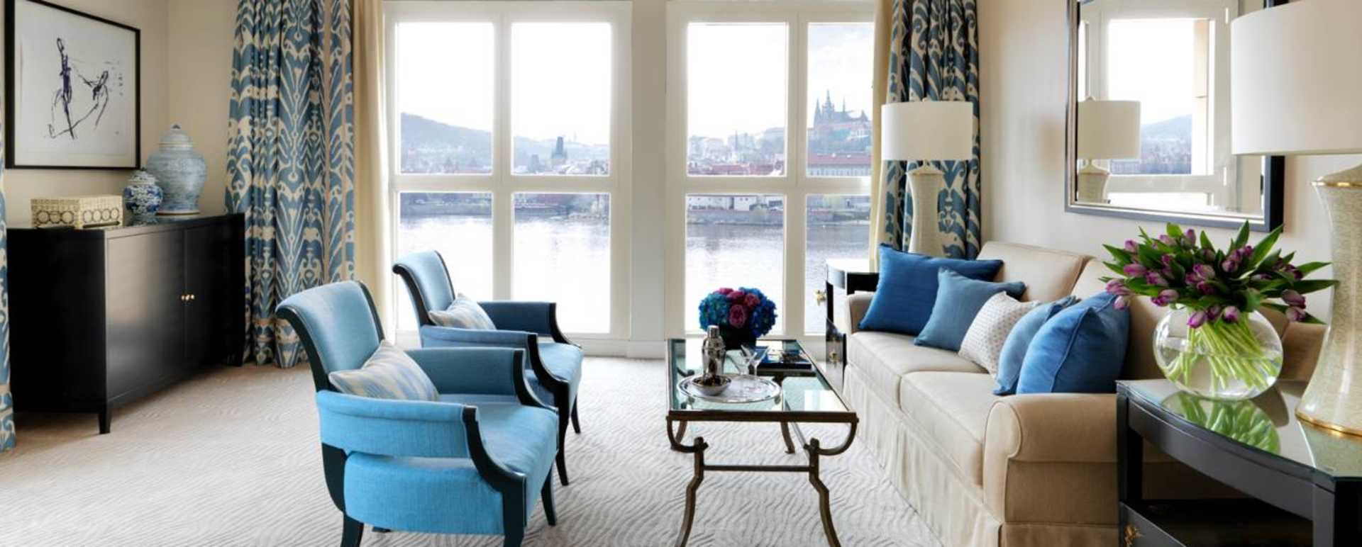 Four Seasons Hotel Prague - living room 