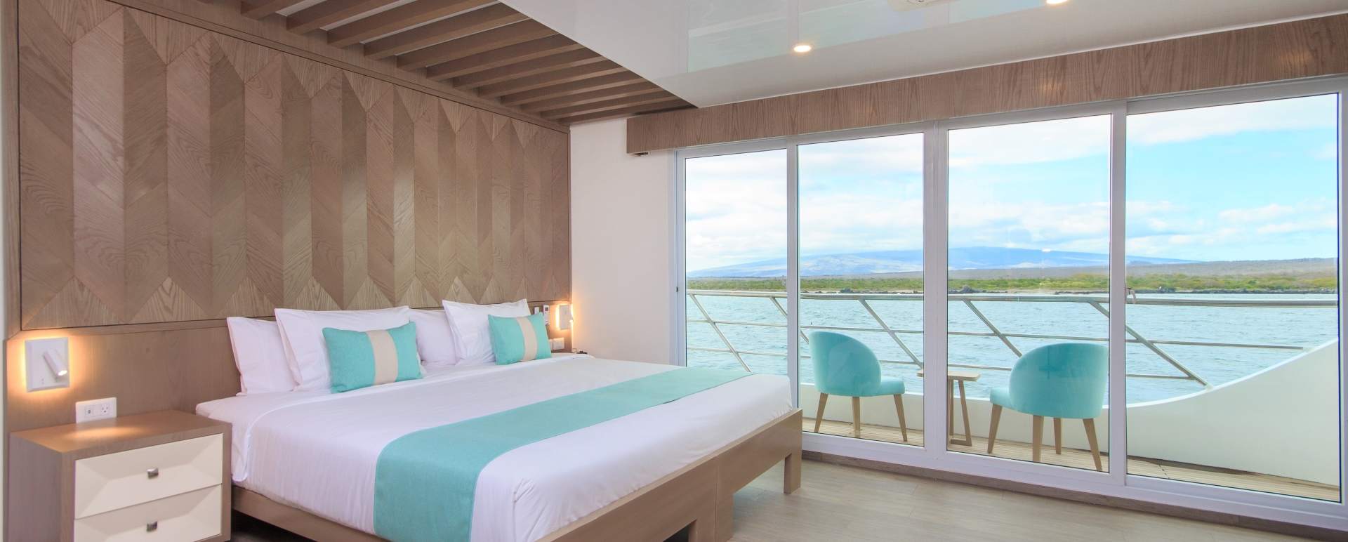 Golden Suites 