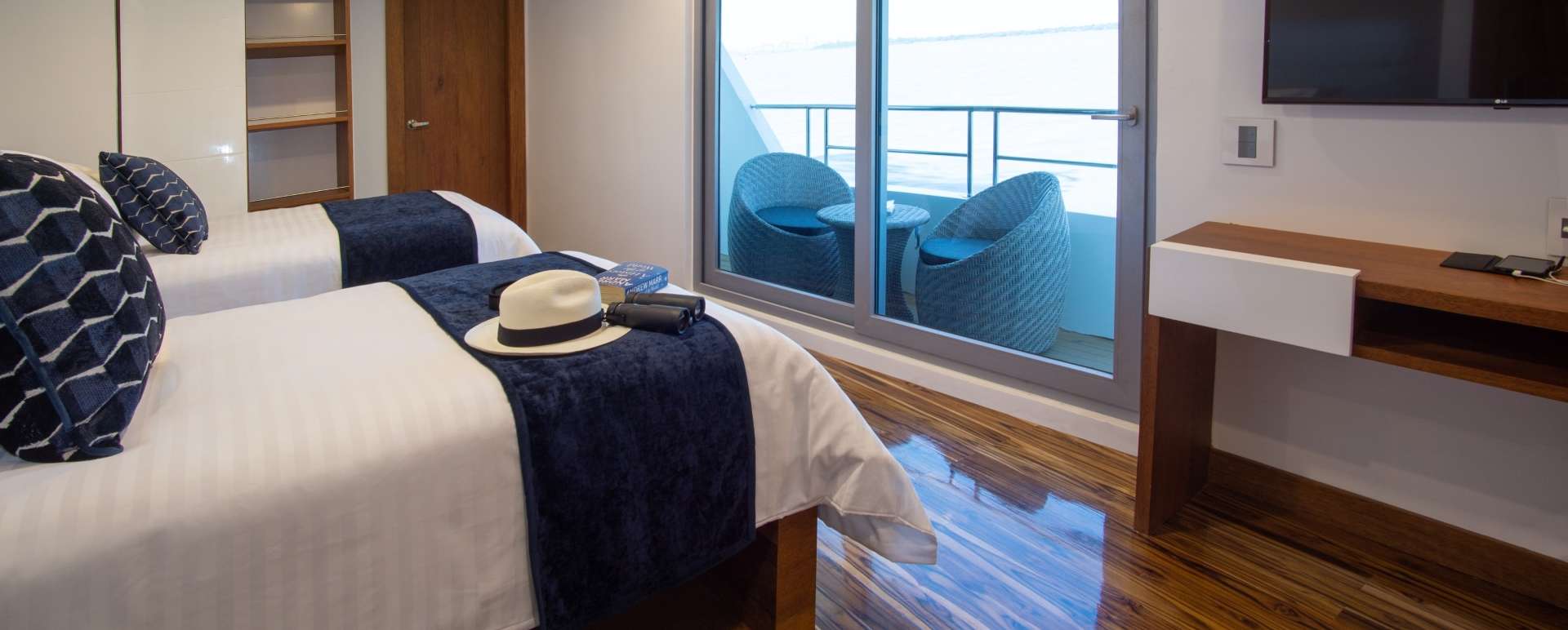 Infinity Yacht
