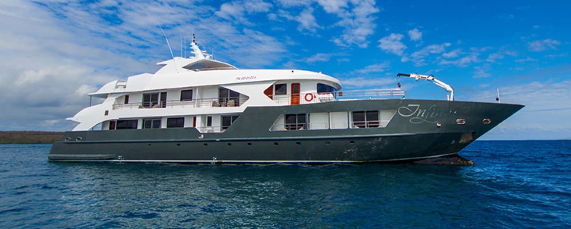 Infinity Galapagos Yacht - exterior  