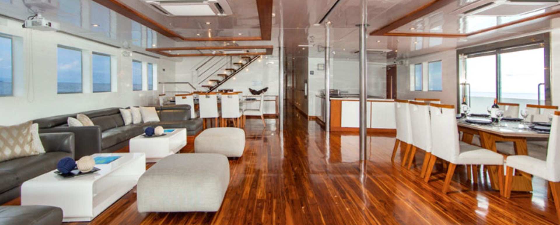 Infinity Galapagos Yacht - interior 
