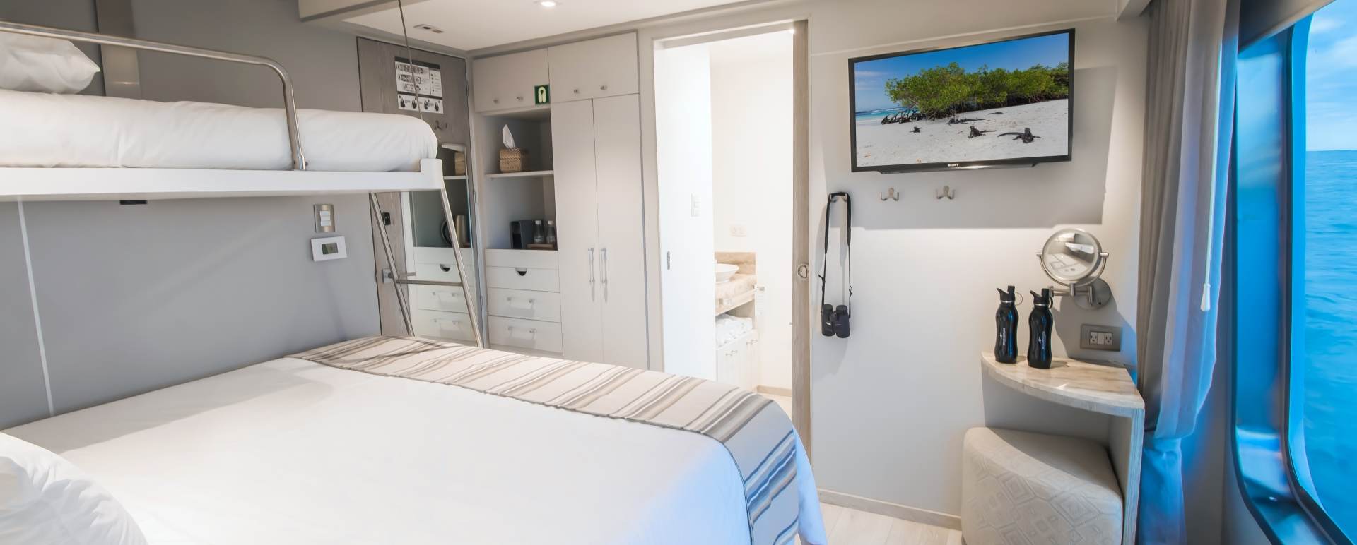 Triple king Cabin 