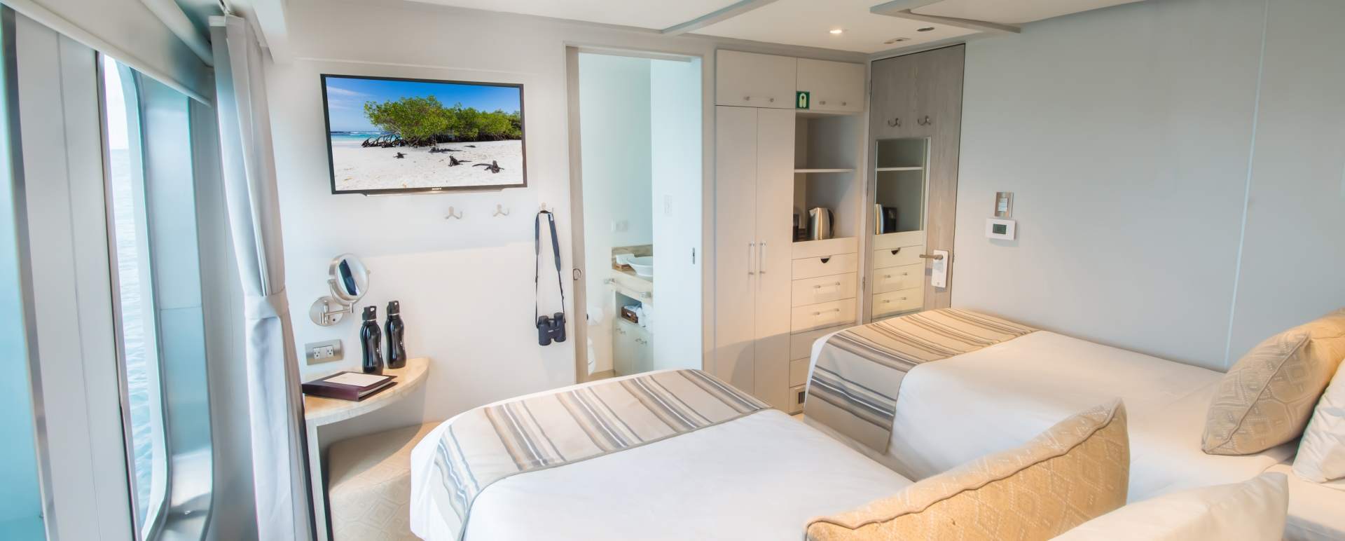 Twin Cabin 