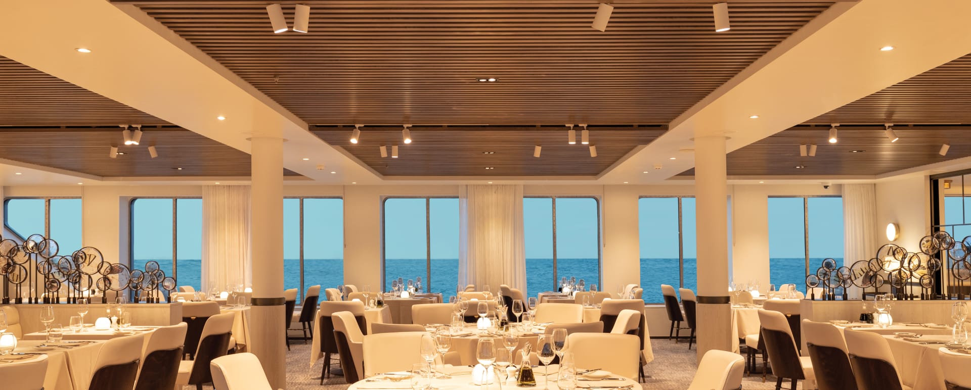 The Restaurant 