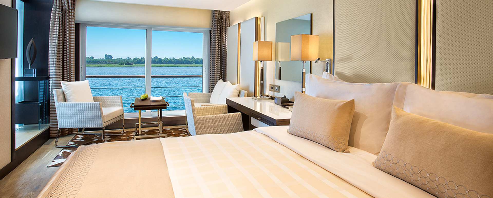 Luxury Cabin - The Oberoi Philae