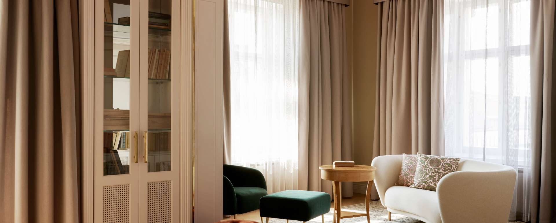 Coupole Suite Living Room 