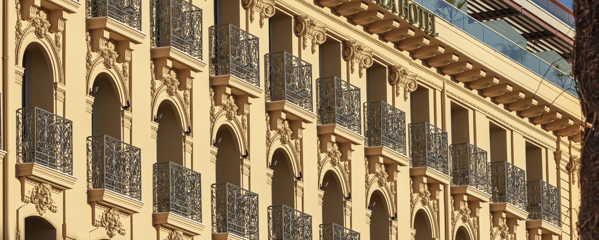 Facade 2 