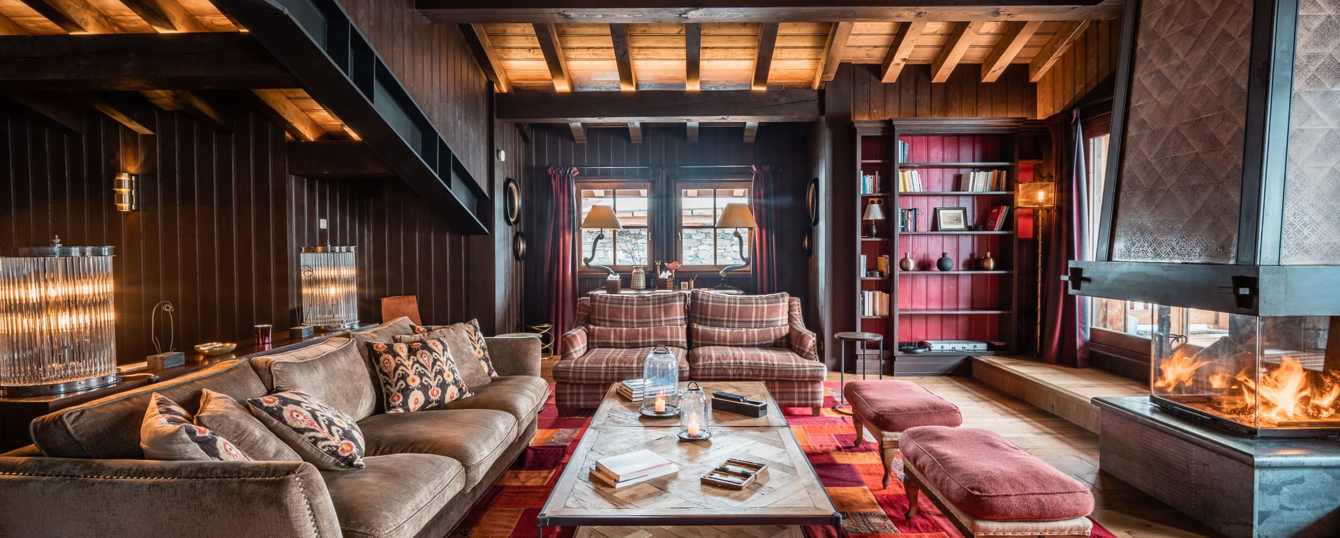 Lounge 1 