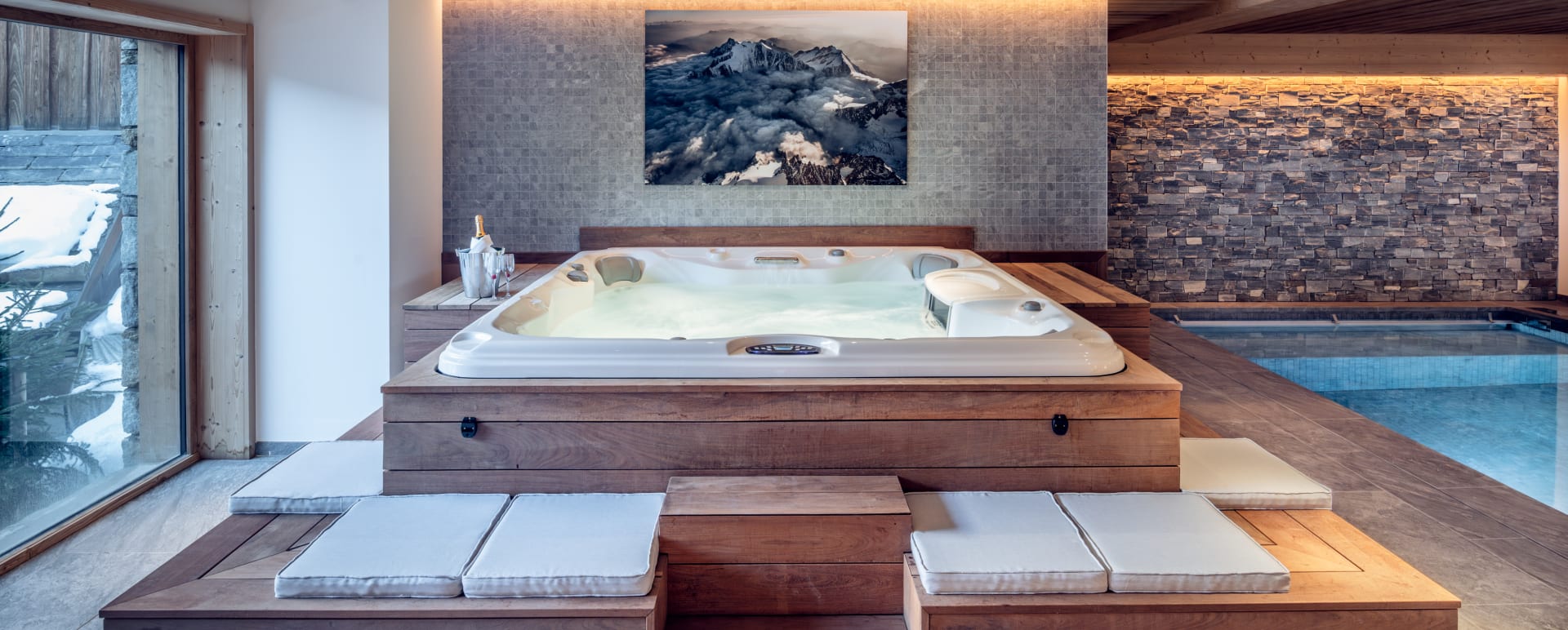 hot tub 