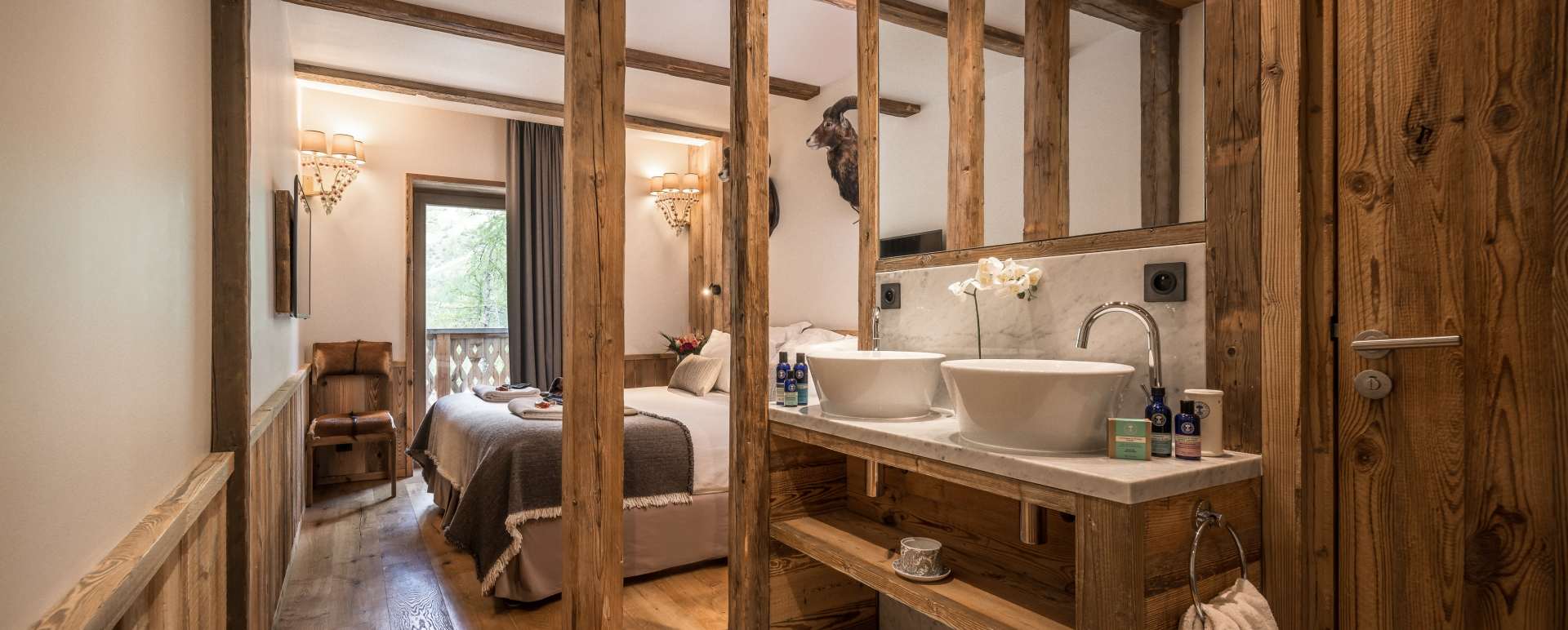 Ensuite Bedroom 