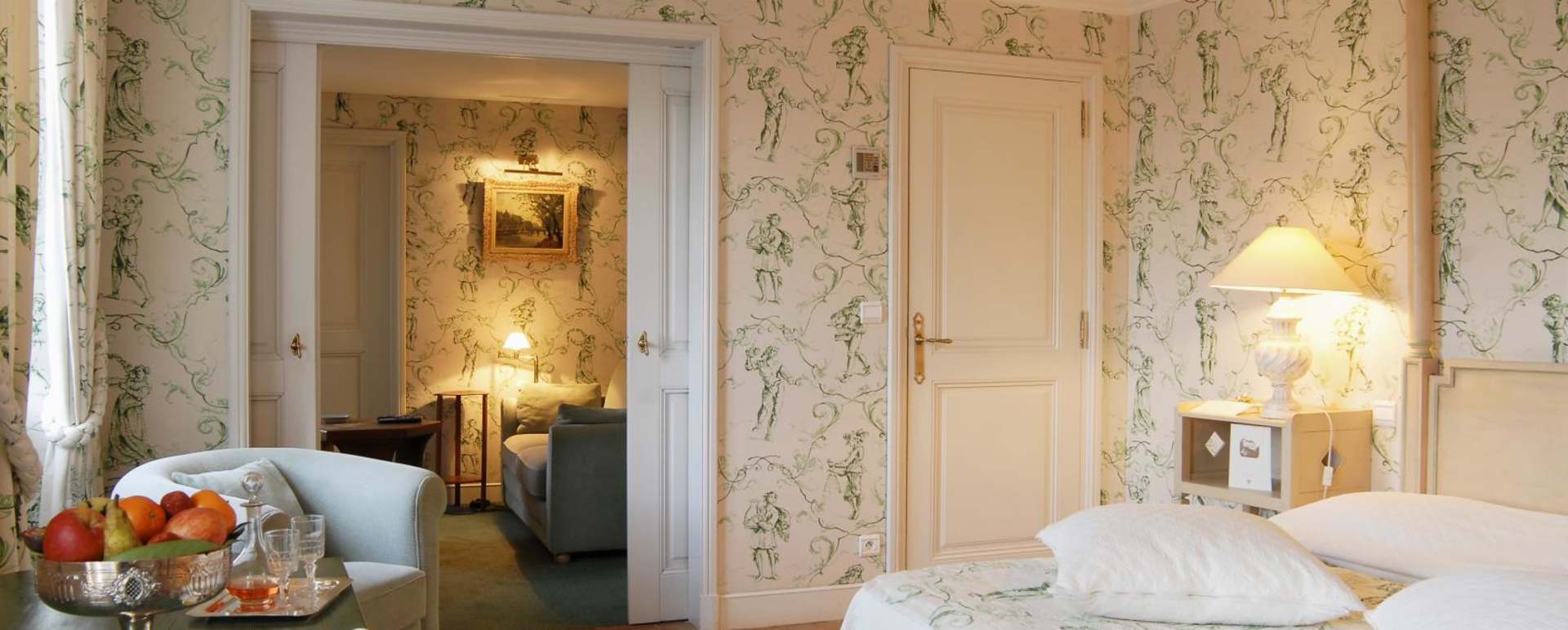 Dordogne Bedroom - Chateau de la Treyne