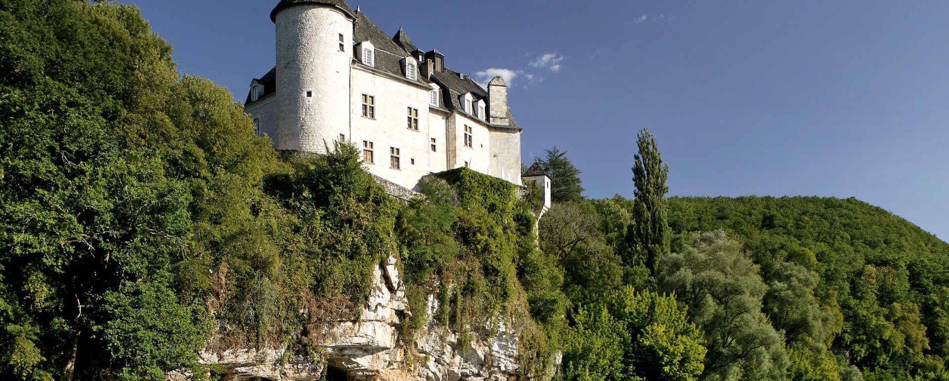 View from Dordogne - Chateau de la Treyne