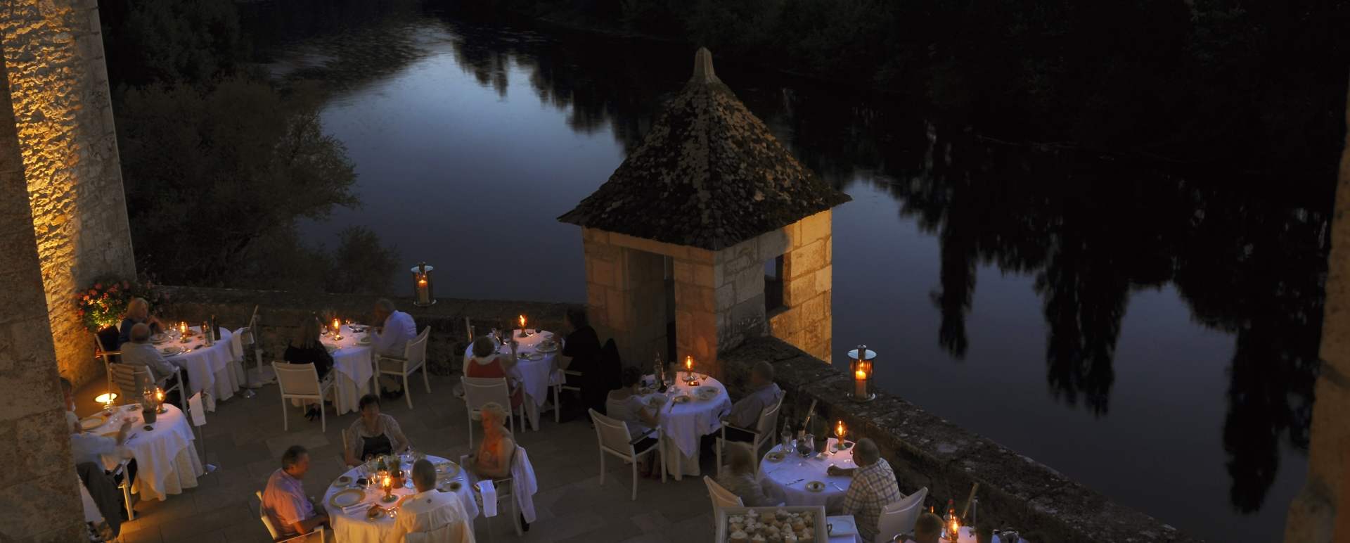 Terrace - Chateau de la Treyne