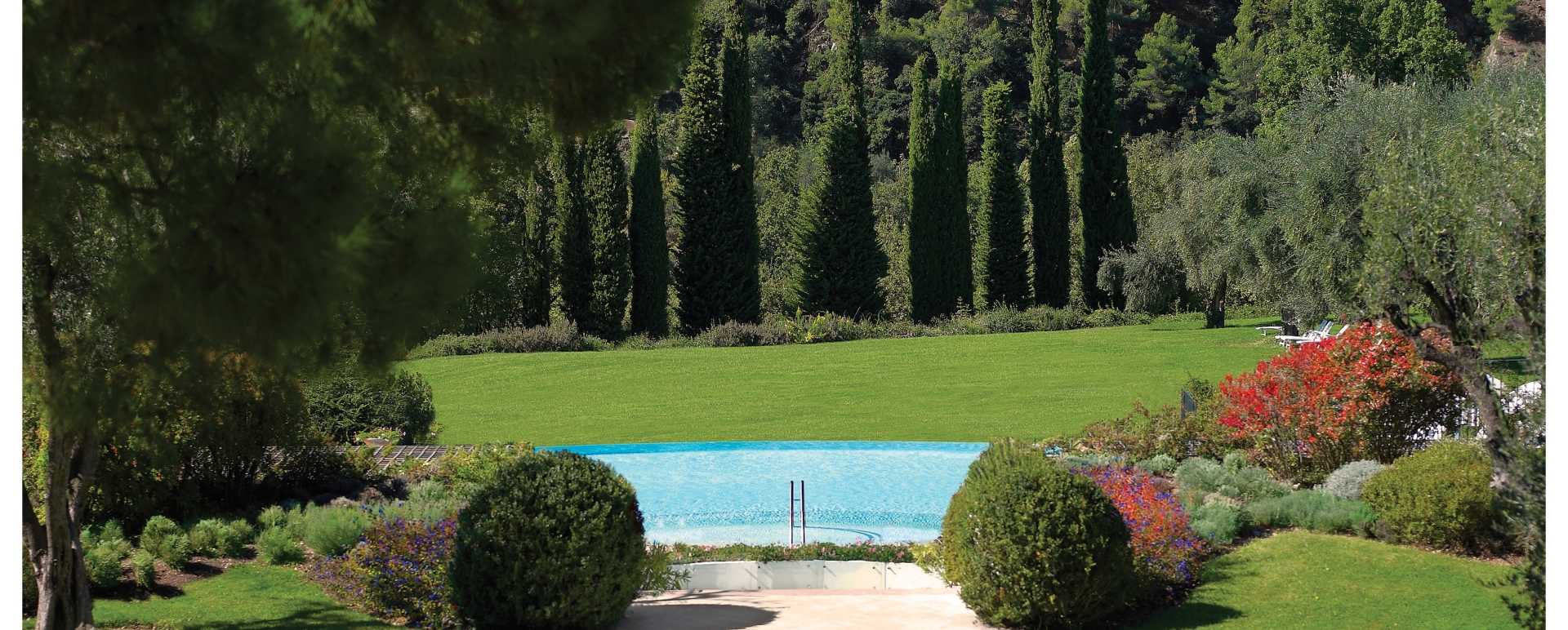 Pool - Chateau Saint Martin
