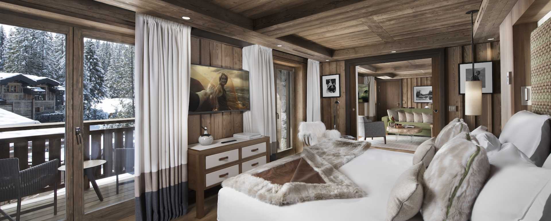 Deluxe Suite 