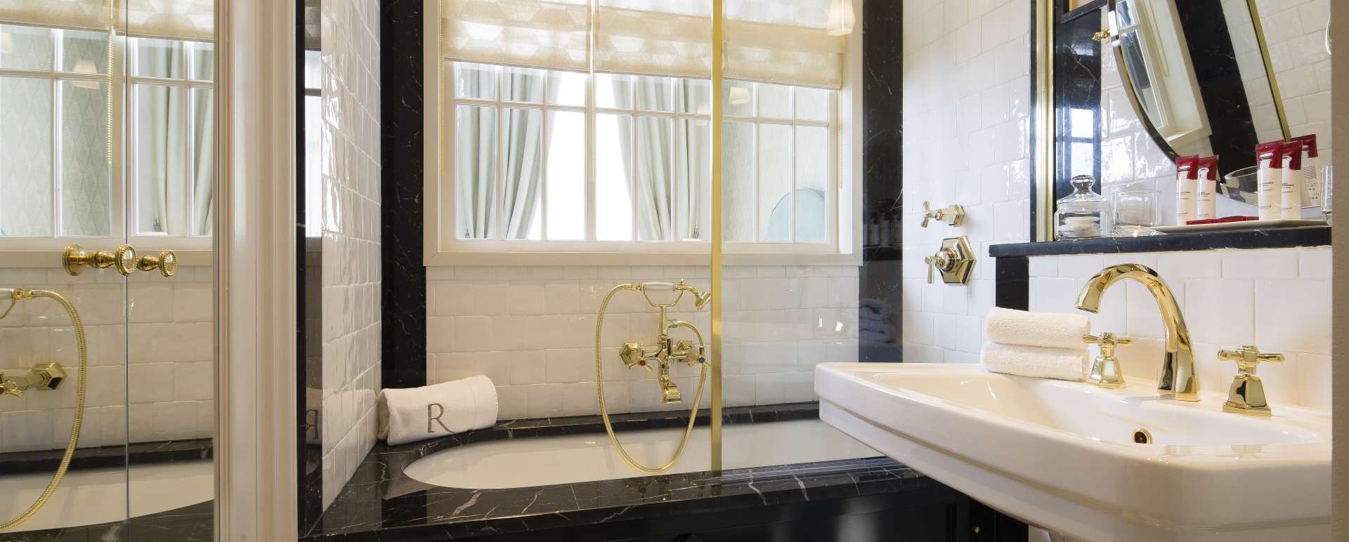 Cosy Bathroom 
