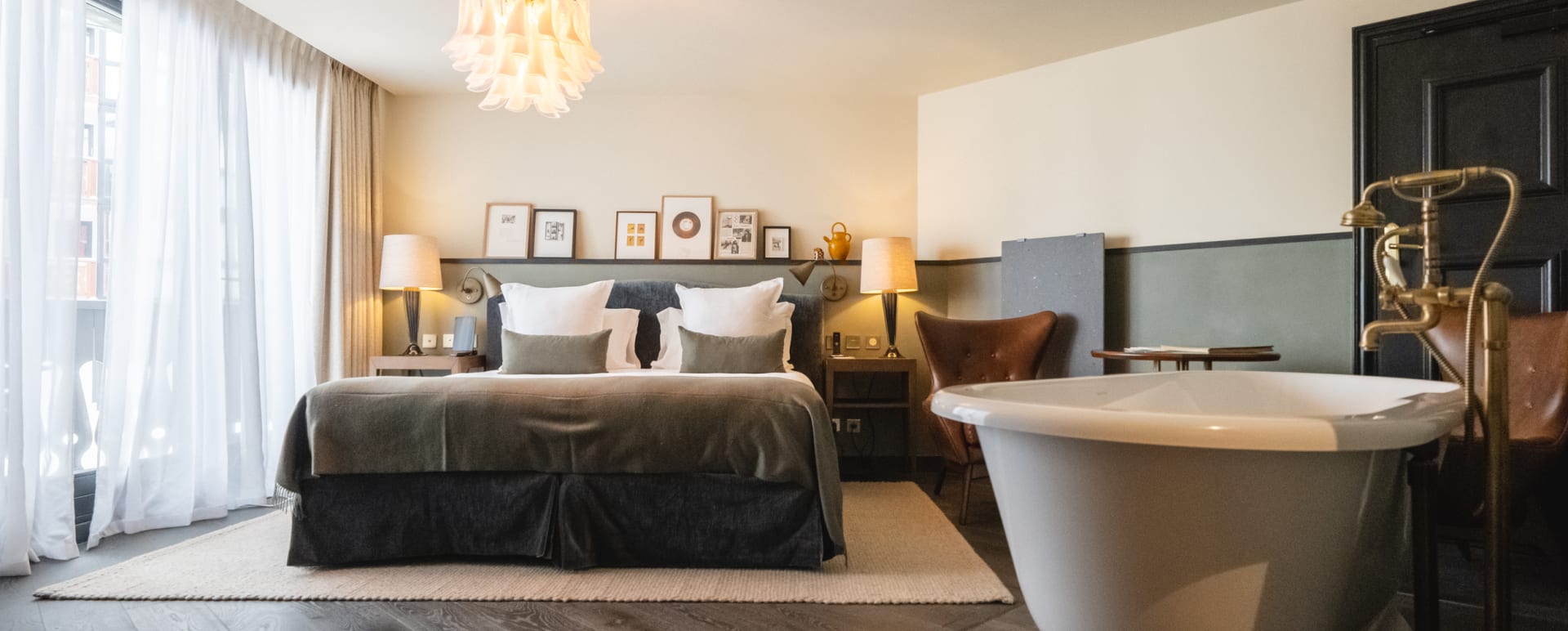 Privilege Room 