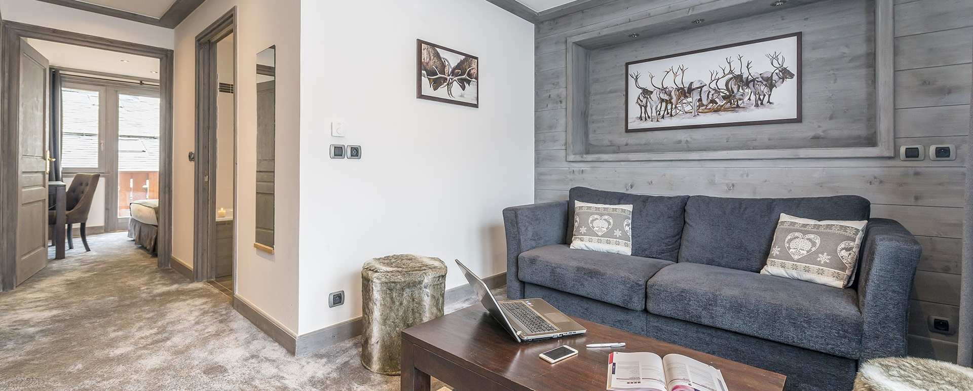 Suite Lounge 