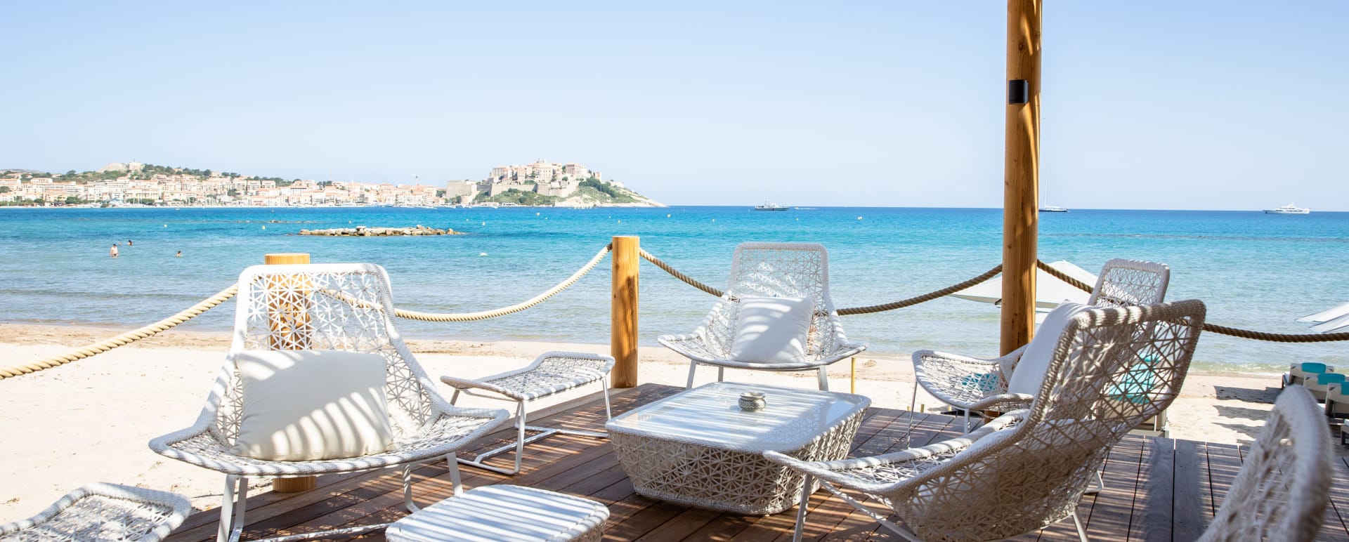 Bar by the Sea 