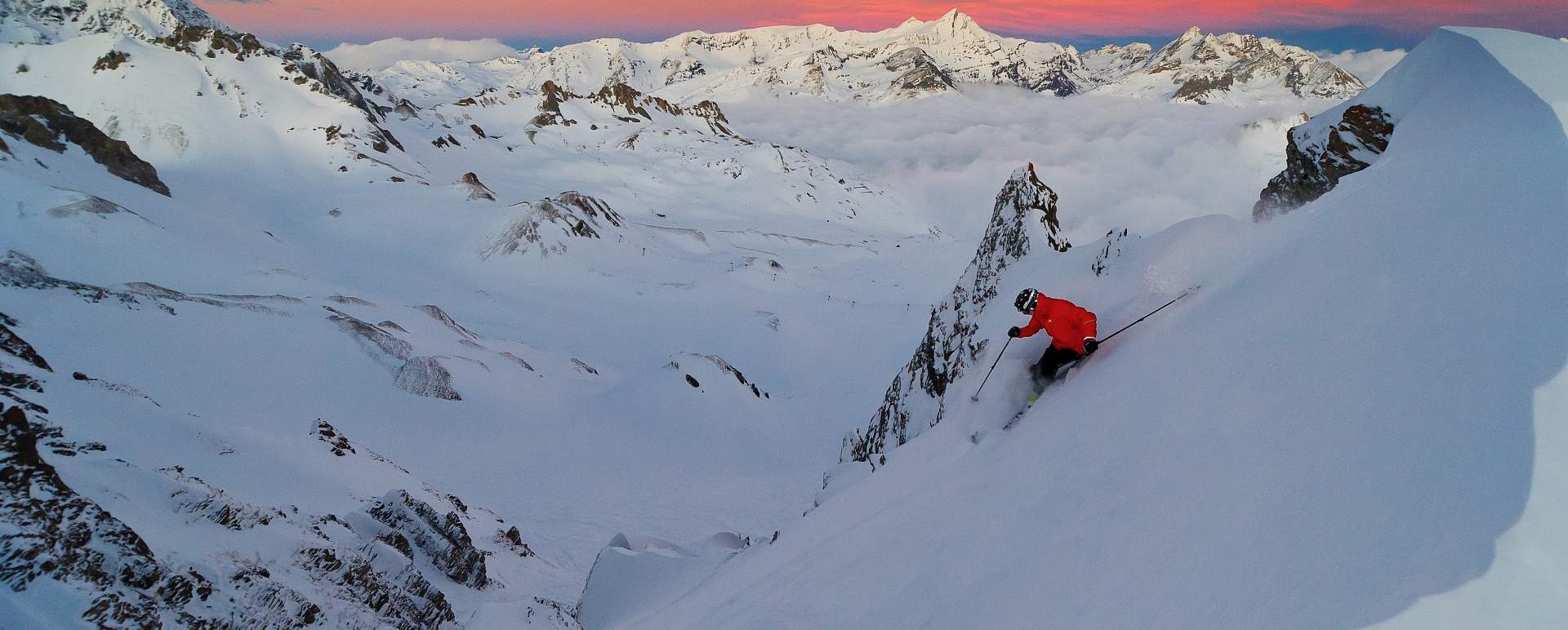 Val dIsere - Skiing 
