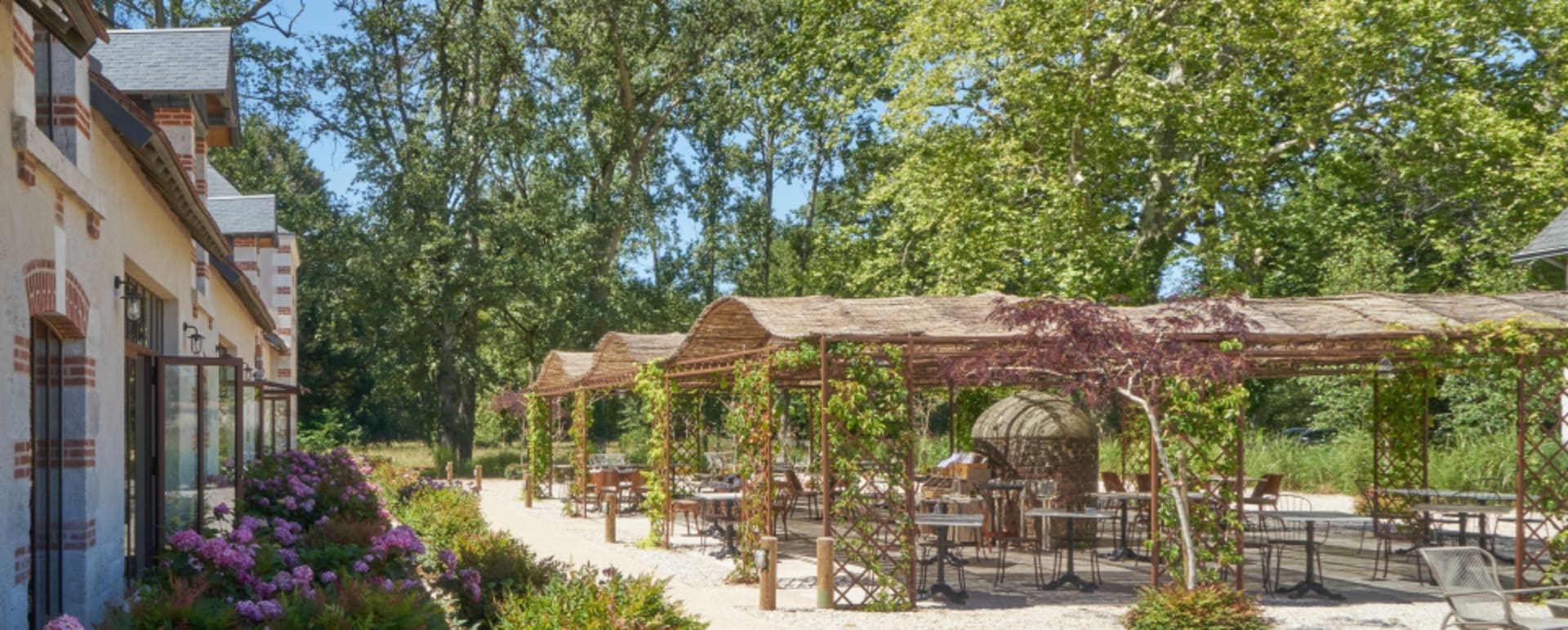 Terrace Auberge 