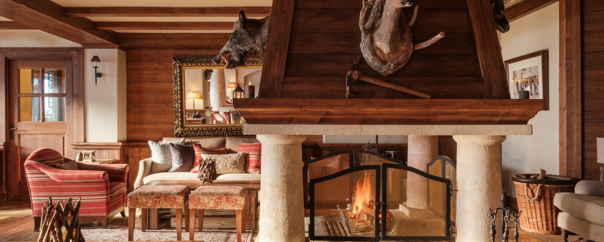 Lounge Fireplace 
