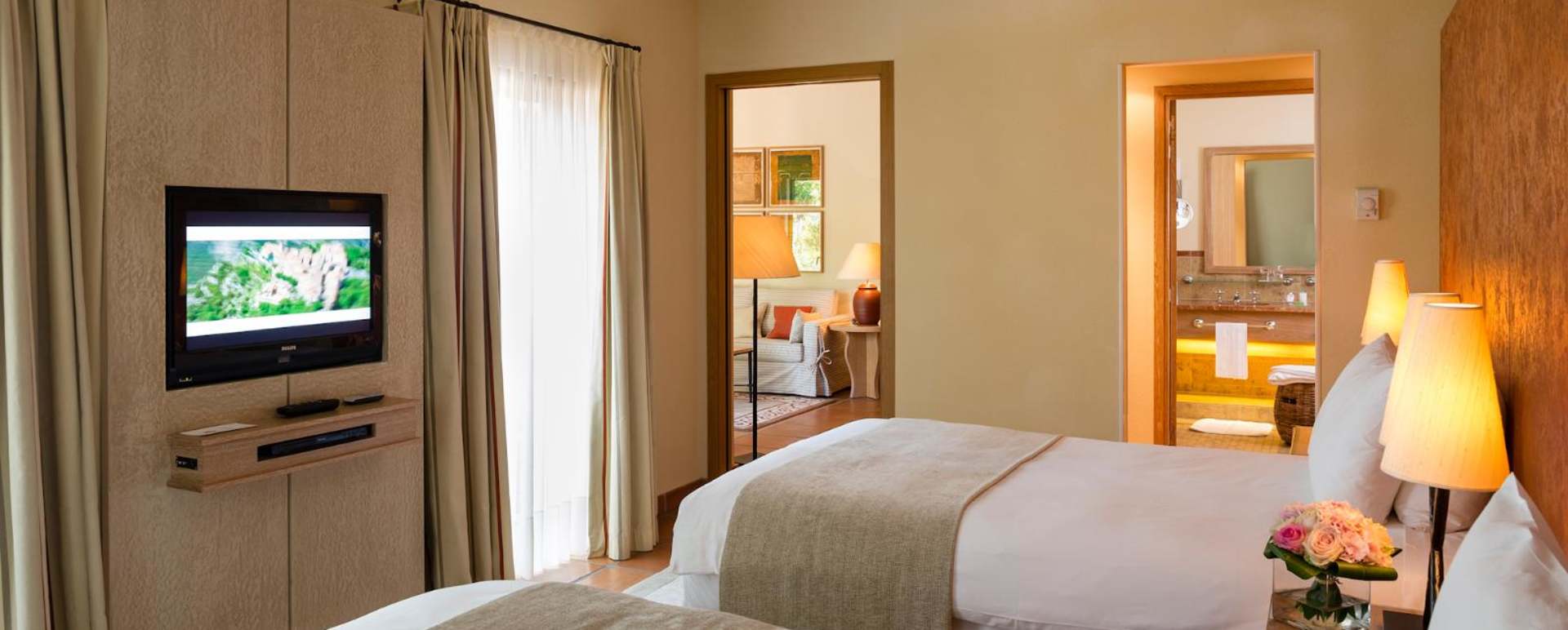 Suite bedroom - Terre Blanche Hotel Spa Golf Resort