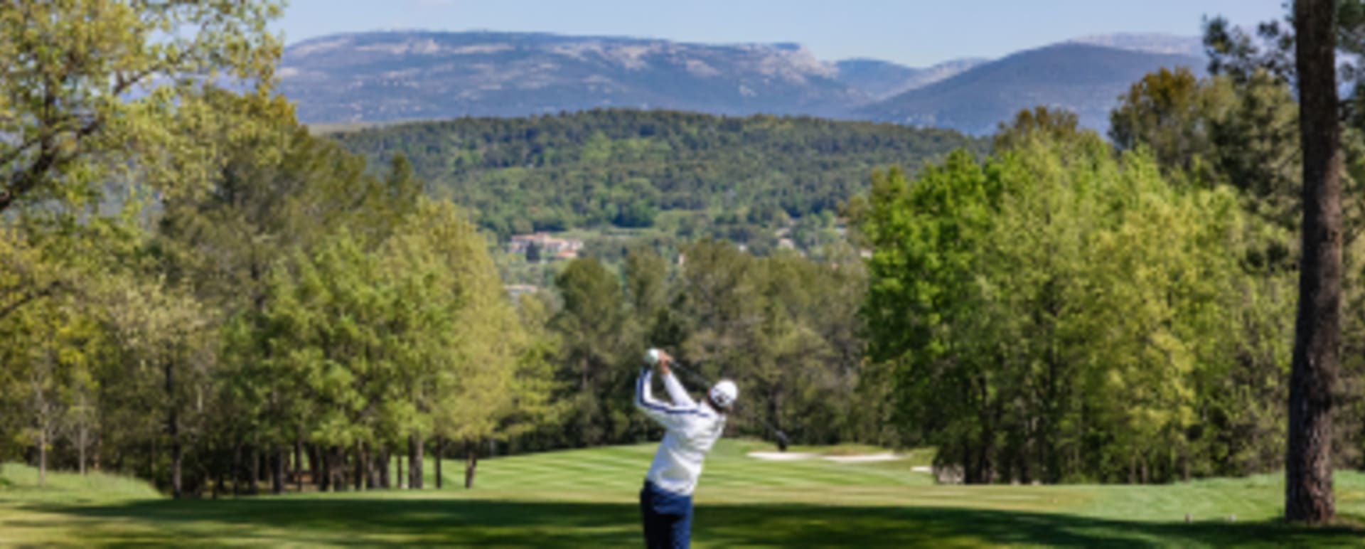 le-chateau-course-hole-3-starter 