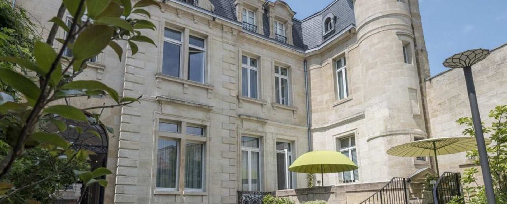 exterior1 