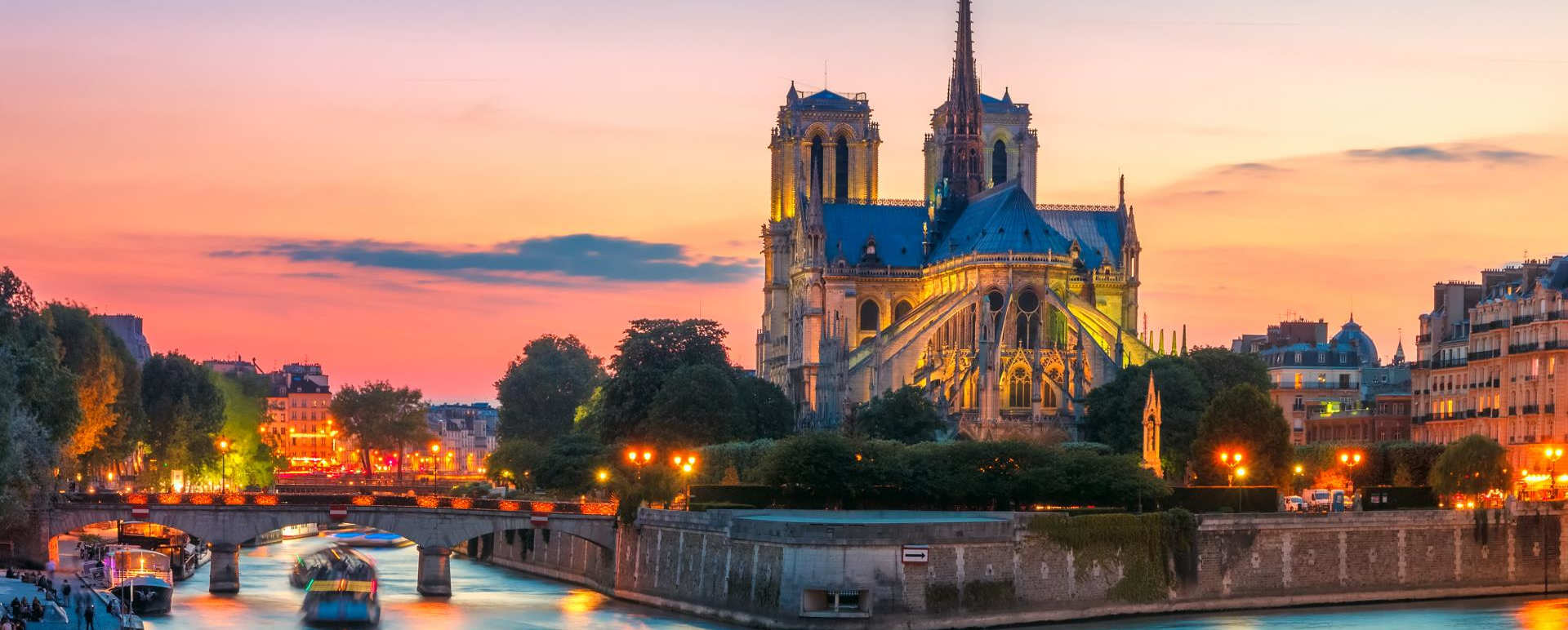 Private cruise on the Seine