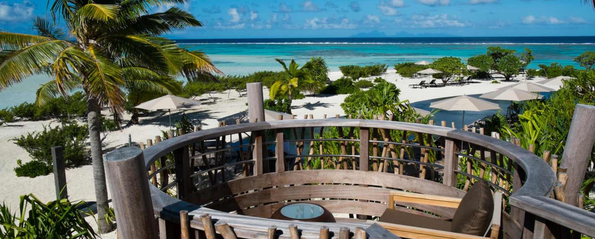 Main Bar - The Brando Private Island