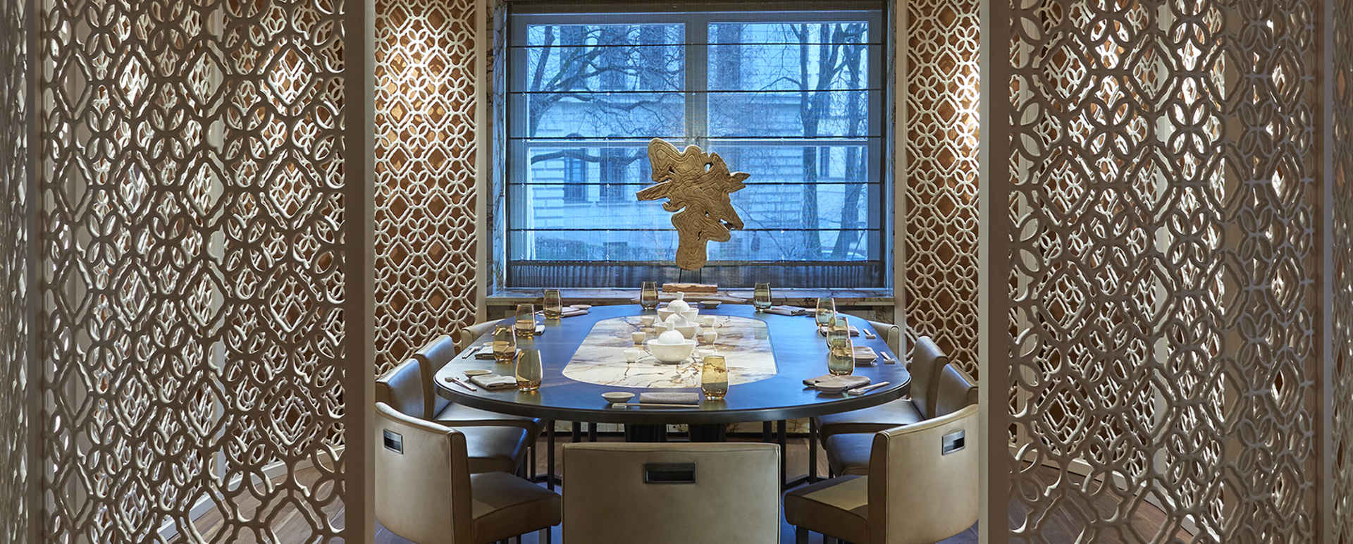 Nobus table  