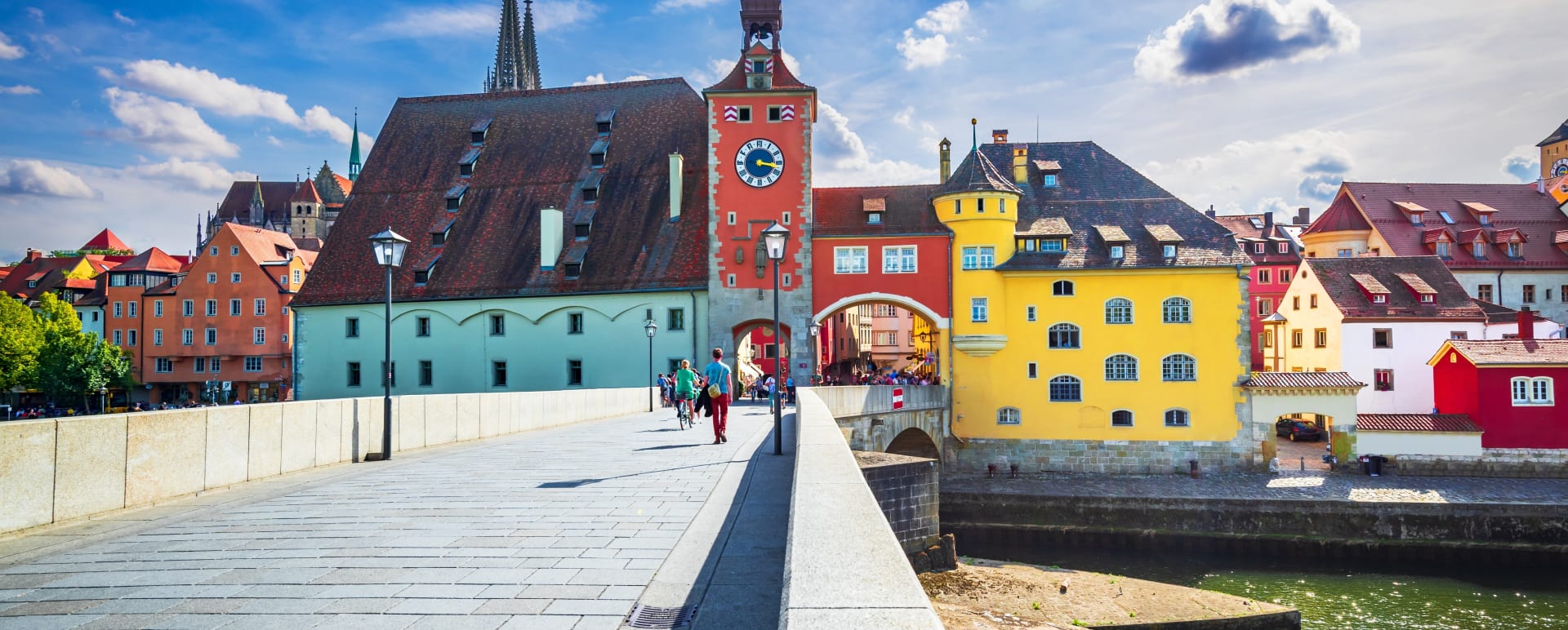 Regensburg Walking Tour with visit of Castle St Emmeran